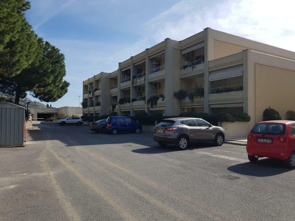 Silvia Degli Aregai Διαμέρισμα Santo Stefano al Mare Εξωτερικό φωτογραφία